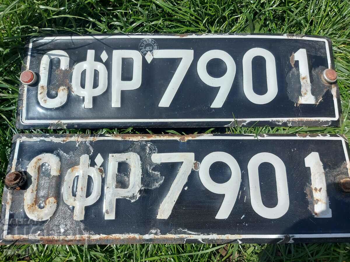 Delivery of SIGNS - VEHICLES Delivery of SIGNS - VEHICLES