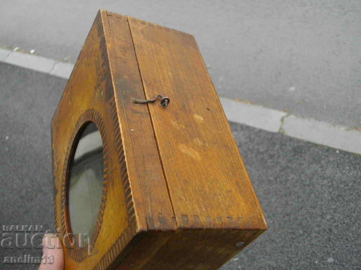 ΠΑΛΙΟ ΞΥΛΙΝΟ ΚΟΥΤΙ ΡΟΛΟΙ με τιμή € 15.00 | 29.34 BGN