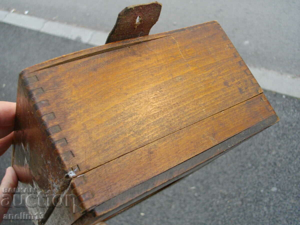 Livrarea Cutie din lemn pentru lemn