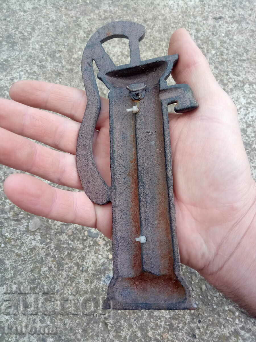 Auction Decorative water pump Auction Decorative water pump