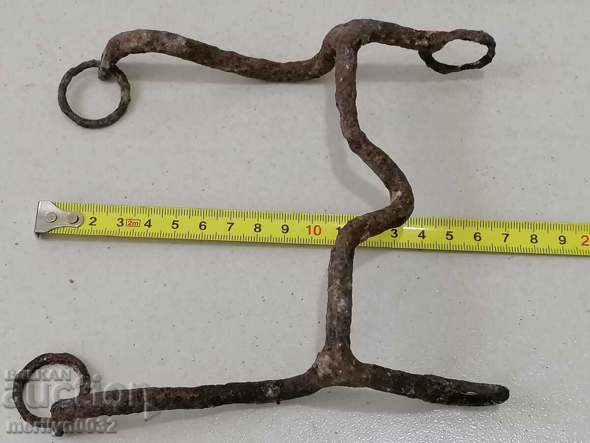Delivery of Antique reins, wrought iron reins Delivery of Antique reins, wrought iron reins