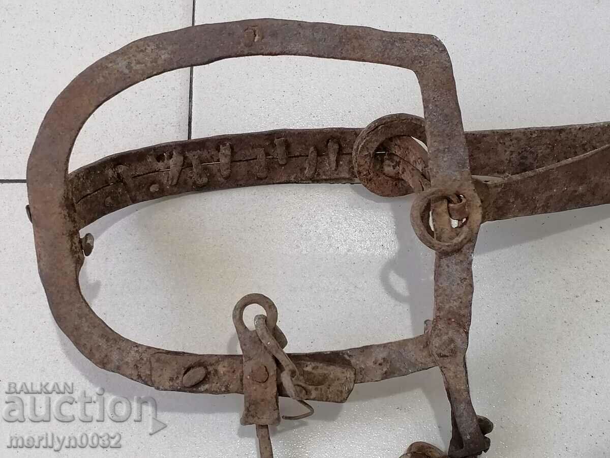 Old hand forged trap, wrought iron - 7 Old hand forged trap, wrought iron - 7