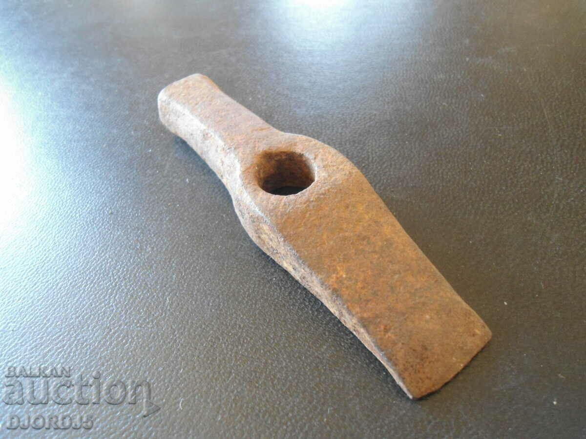 Old specialized hammer with price 6.00 BGN | € 3.07