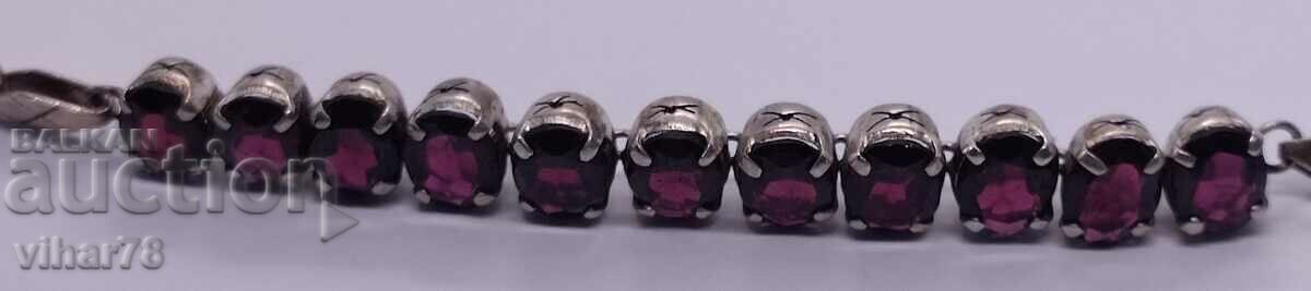 Delivery of silver bracelet with garnet Delivery of silver bracelet with garnet