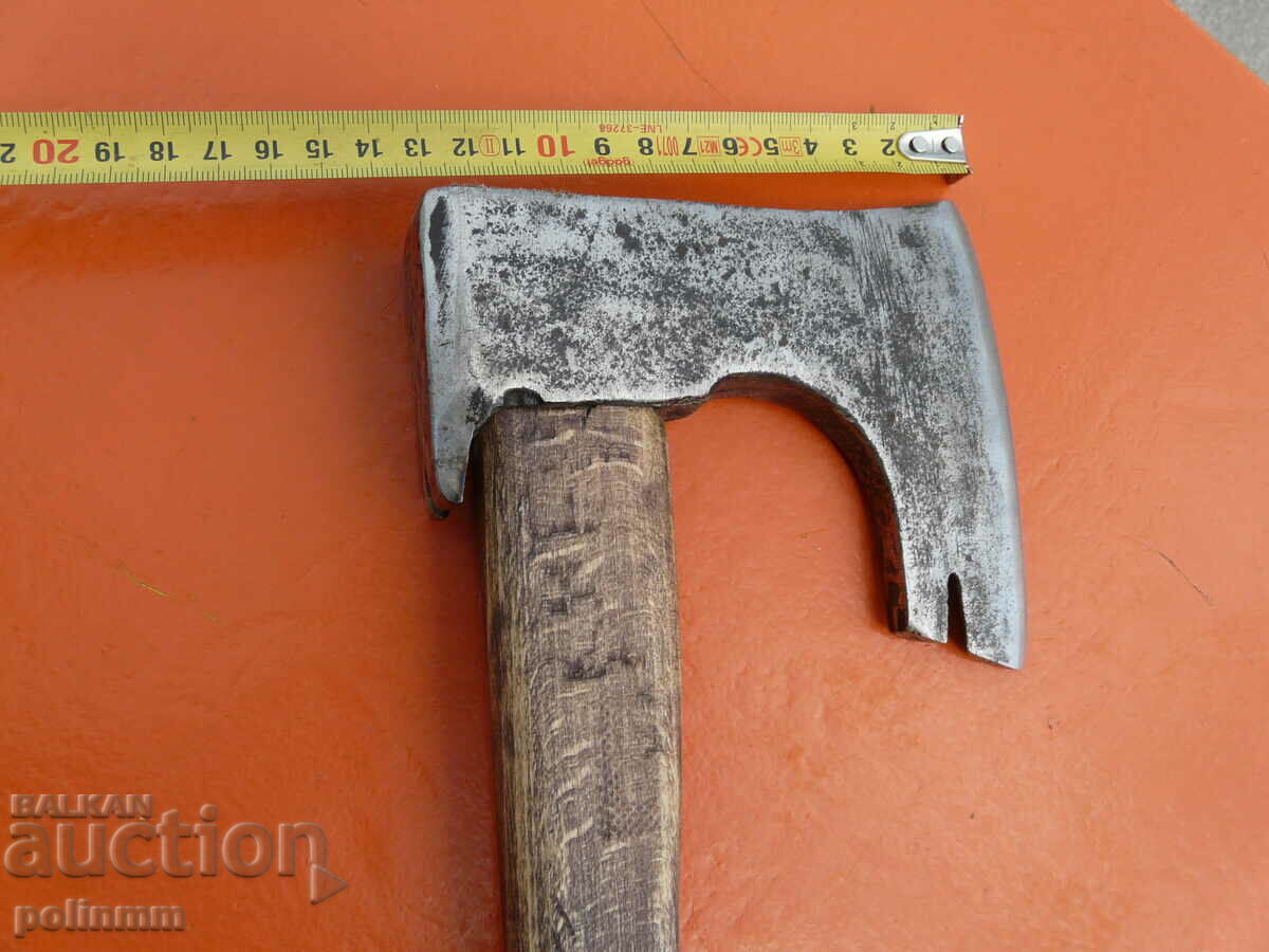 Old Bulgarian engineering ax - 286 with price 70.00 BGN | € 35.79 Old Bulgarian engineering ax - 286 with price 70.00 BGN | € 35.79