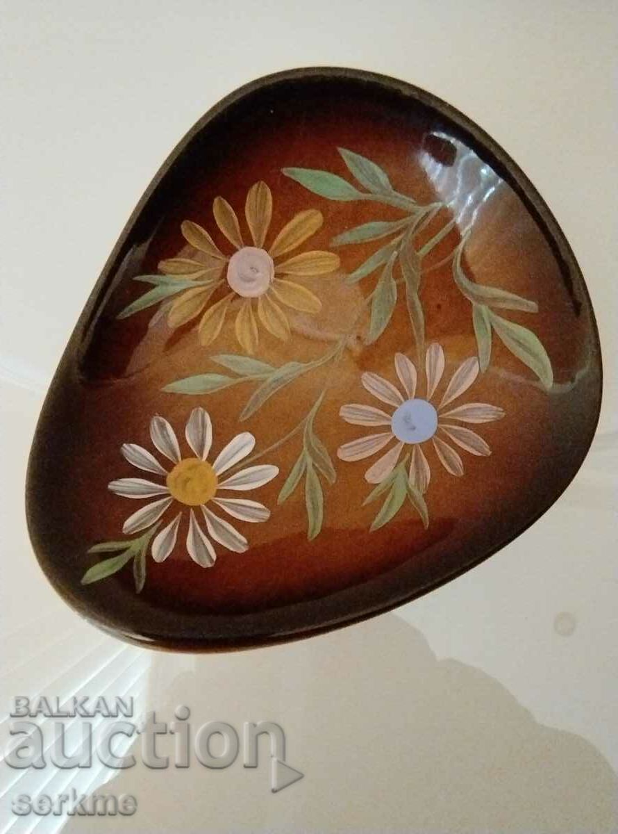 Керамична бомбониера с цена 10.00 лв. | € 5.11 Керамична бомбониера с цена 10.00 лв. | € 5.11