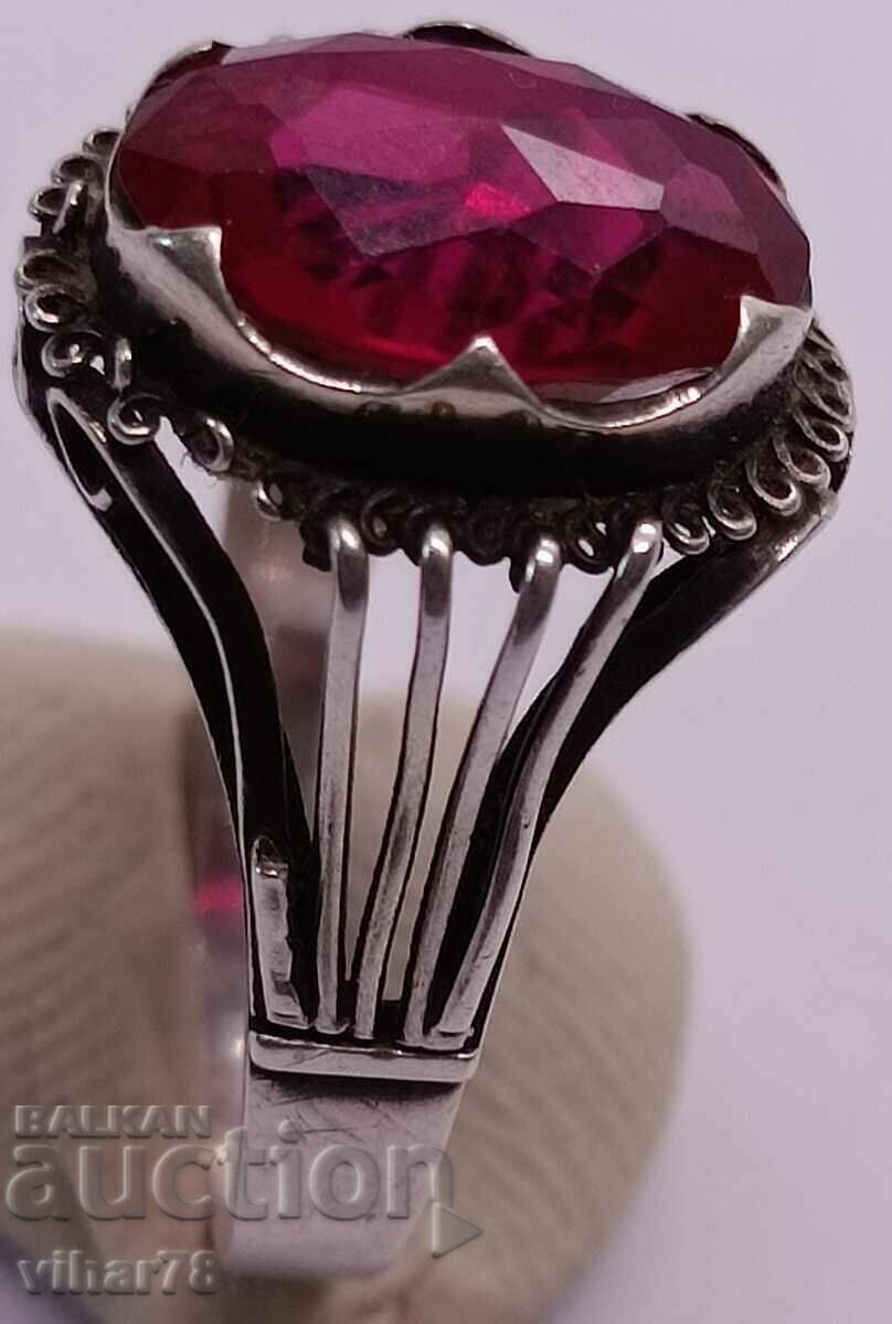 Delivery of OLD SILVER RING WITH RUBY Delivery of OLD SILVER RING WITH RUBY
