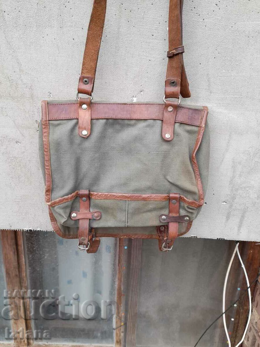 Auction An old canvas bag Auction An old canvas bag