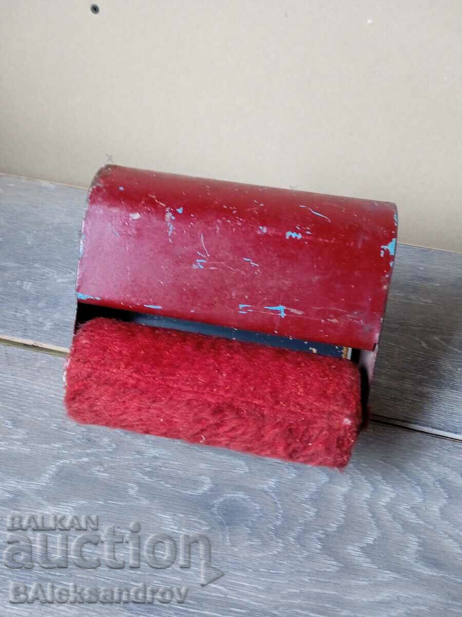 Auction Old rare paint roller Auction Old rare paint roller