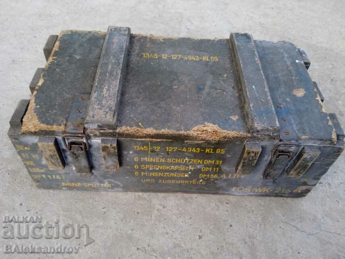 Old German military ammunition chest with price 36.00 BGN | € 18.41 Old German military ammunition chest with price 36.00 BGN | € 18.41