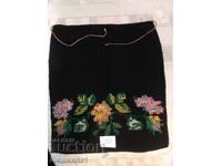 AUTHENTIC OLD APRON