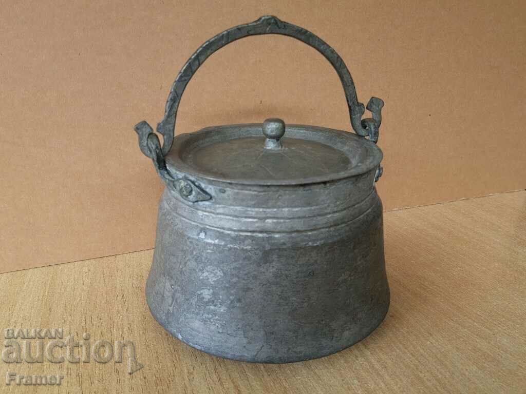 Auction Unique Renaissance 19th century Cauldron menche sahan blue copper Auction Unique Renaissance 19th century Cauldron menche sahan blue copper