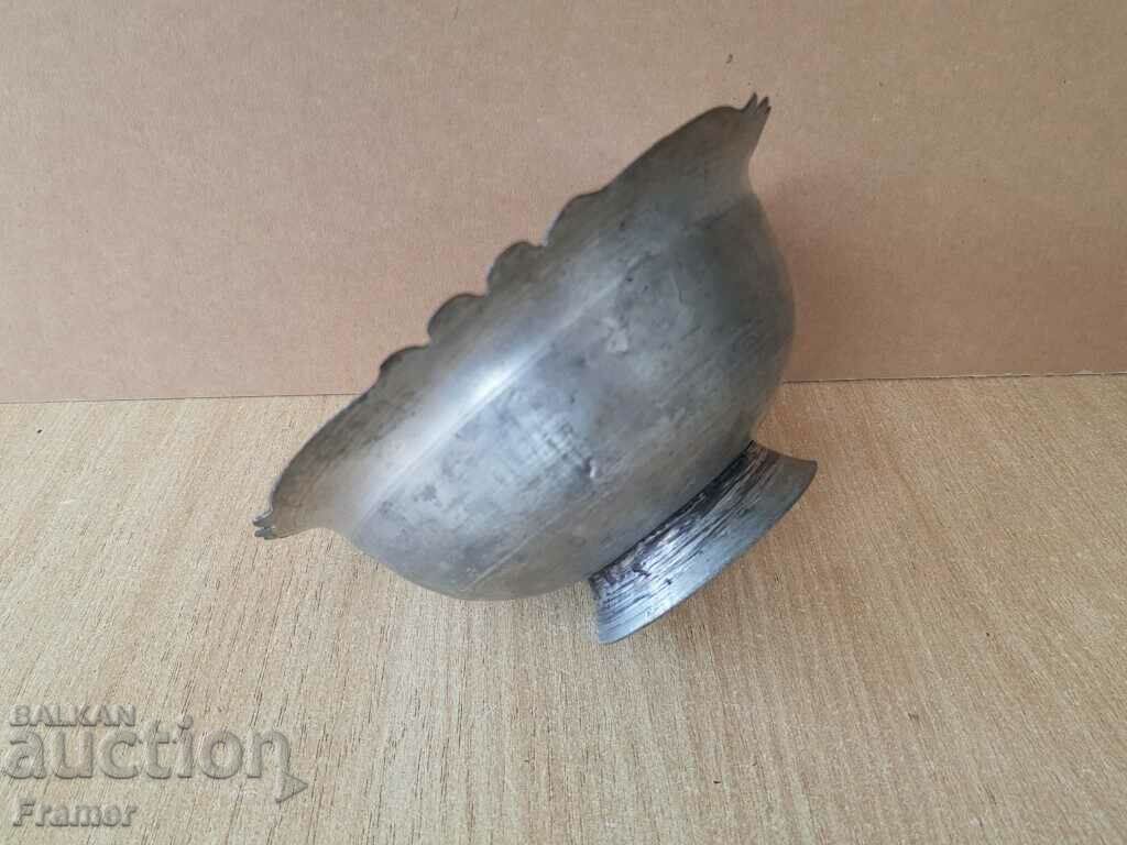 Livrarea Un castron unic Rhodope Renaissance din secolul al XIX-lea Blue Tas Livrarea Un castron unic Rhodope Renaissance din secolul al XIX-lea Blue Tas