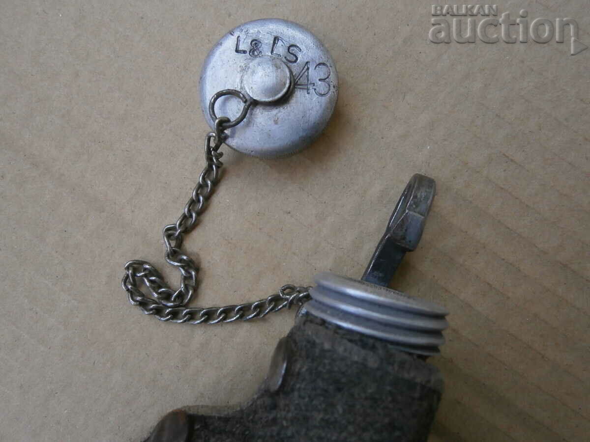 Delivery of Wehrmacht WW2 aluminum tankard Delivery of Wehrmacht WW2 aluminum tankard