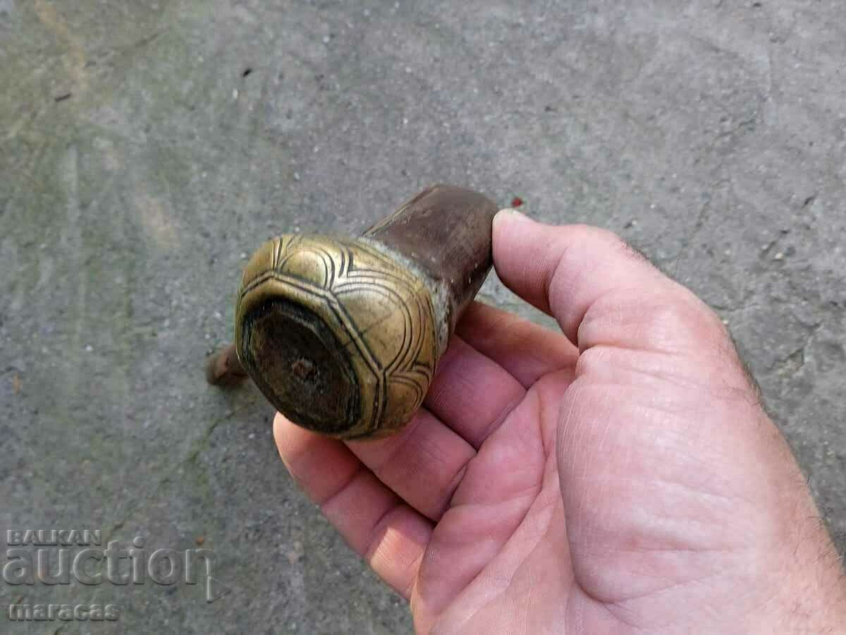 Παράδοση Παλιό όπλο κάψουλας. Παράδοση Παλιό όπλο κάψουλας.