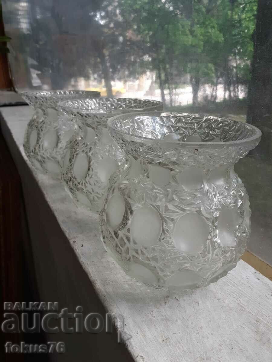 Auction Old glasses for lampshade chandelier ceiling lamp 3 pcs. Auction Old glasses for lampshade chandelier ceiling lamp 3 pcs.