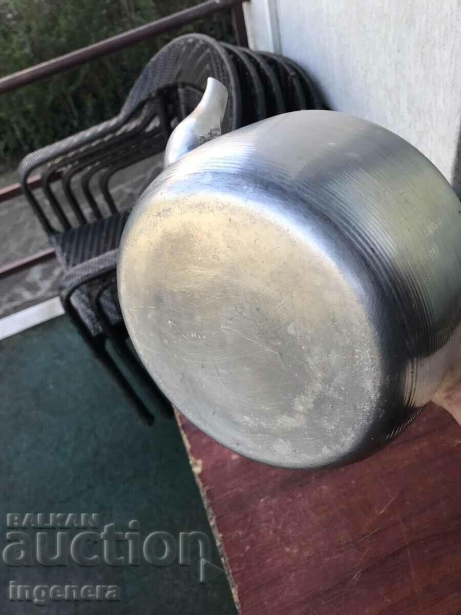 KETTLE METAL ALUMINUM OLD AND USED HEALTHY - USSR - 5