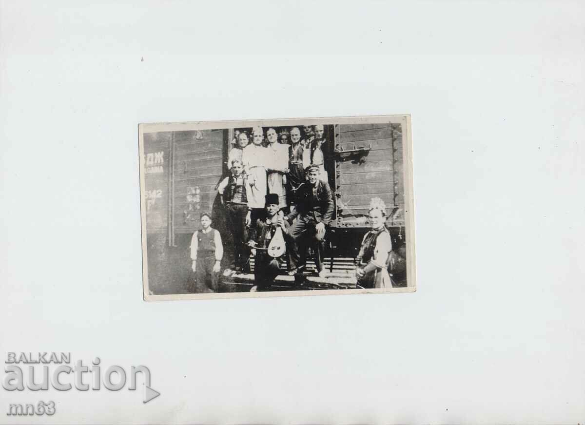 Стара снимка на участници в Читалище Пробуда-1939 г