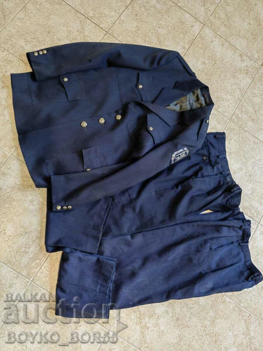 Jachetă și doi pantaloni pentru costum militar bulgar