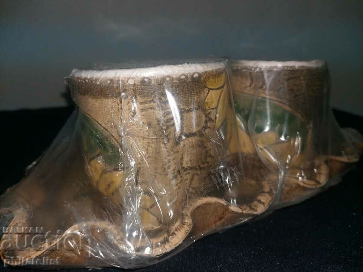 Set - Tava, farfurie + 2 cesti! cu preț 7.00 BGN | € 3.58