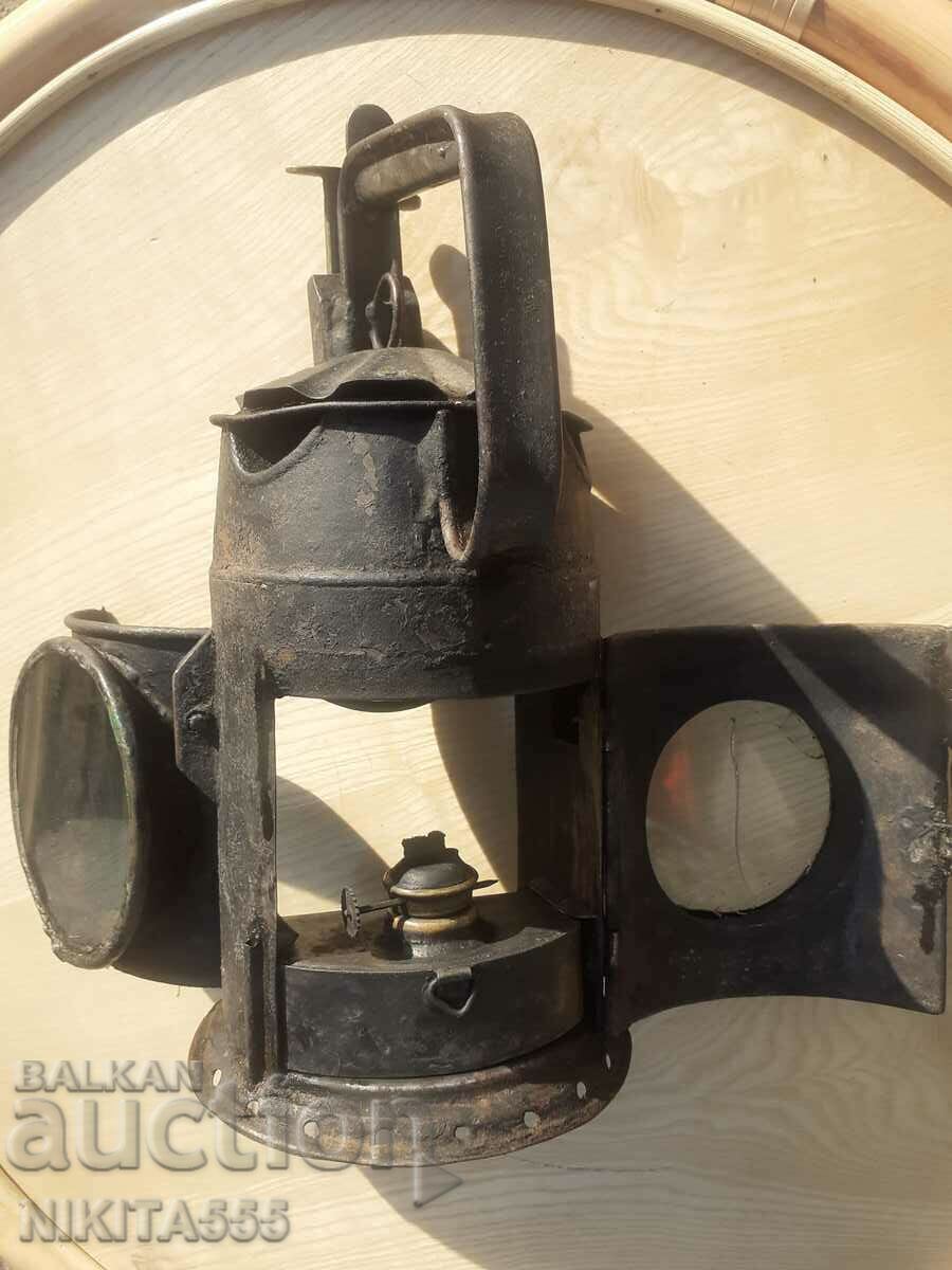 Licitație Vechi semnalizare pe gaz LANTERNA FERROVIARĂ