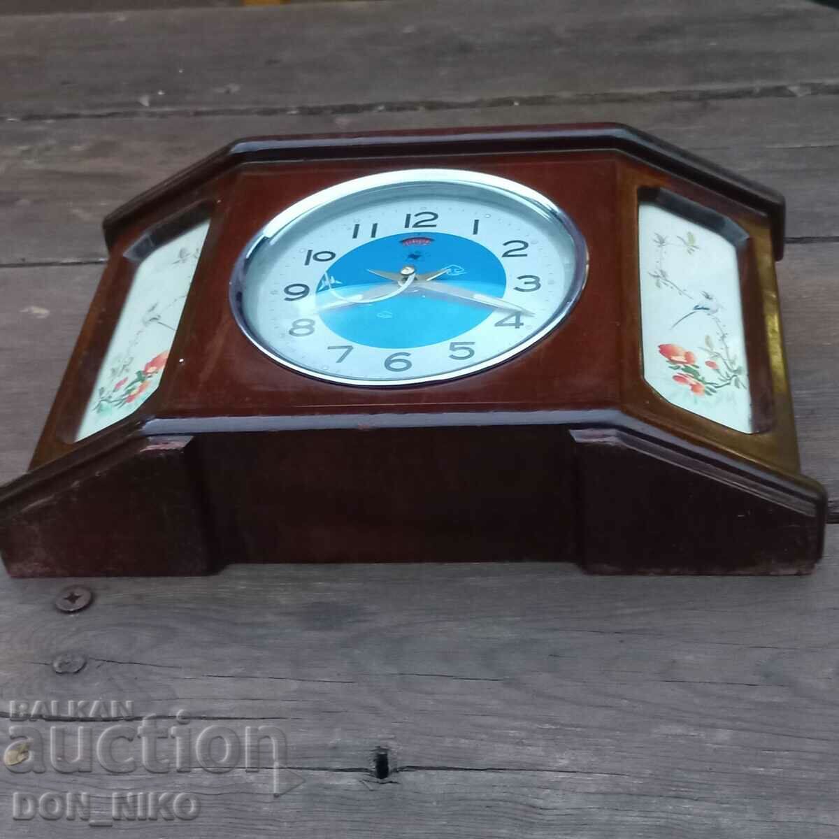 Rare Chinese Wooden Alarm Clock 1950 with price 200.00 BGN | € 102.26 Rare Chinese Wooden Alarm Clock 1950 with price 200.00 BGN | € 102.26