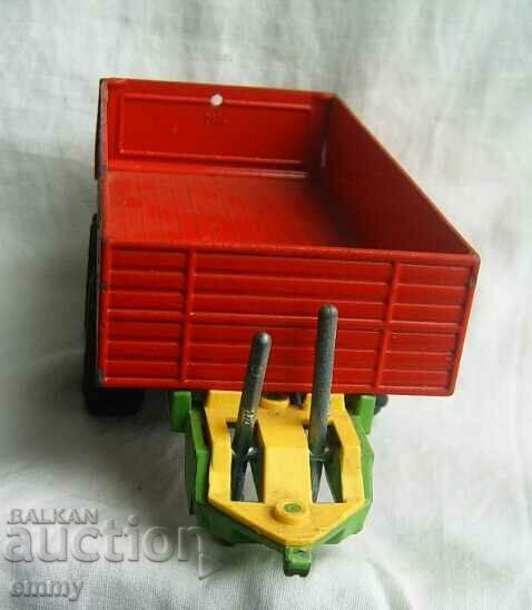 Auction  Metal trailer SIKU #2415, Germany