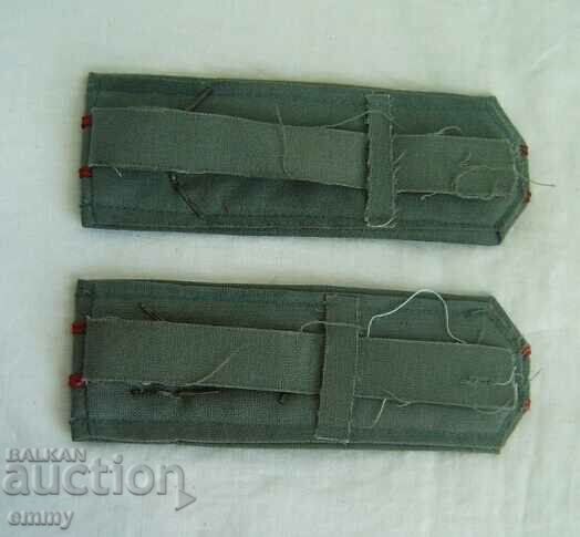 Auction Old officer epaulettes, BNA, social - two sets Auction Old officer epaulettes, BNA, social - two sets