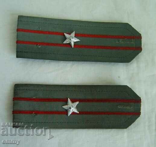 Delivery of Old officer epaulettes, BNA, social - two sets Delivery of Old officer epaulettes, BNA, social - two sets