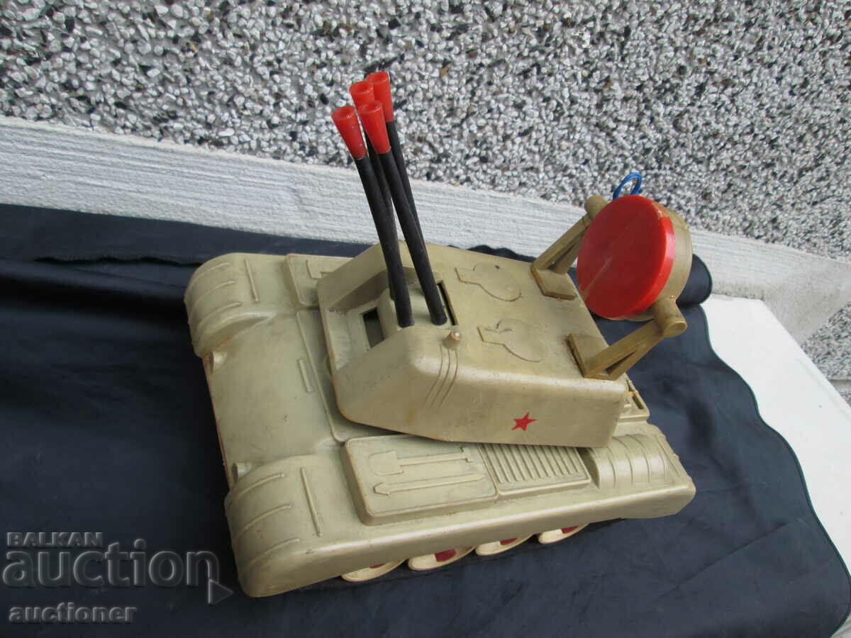 RARE OLD SOC. TOY TANK-USSR - 6 RARE OLD SOC. TOY TANK-USSR - 6