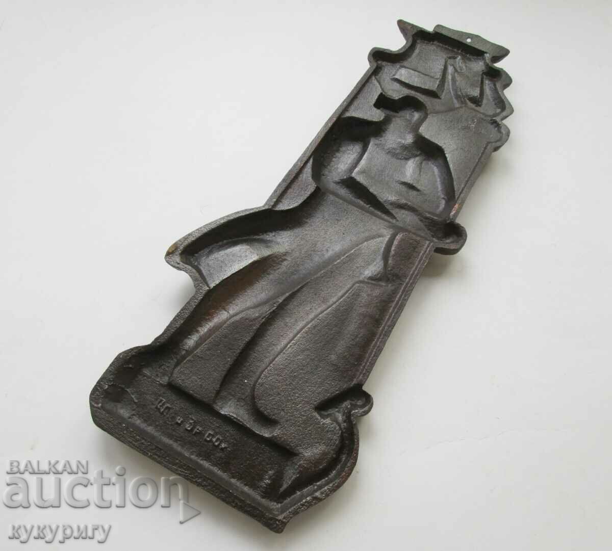 Livrarea Panou de perete statueta din plastic veche a URSS din Rusia