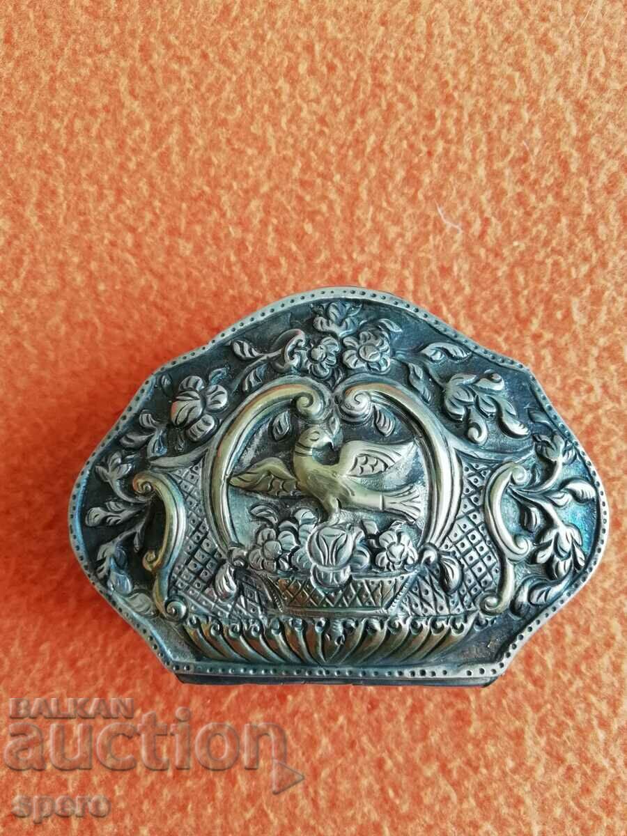 A silver box - 7 A silver box - 7