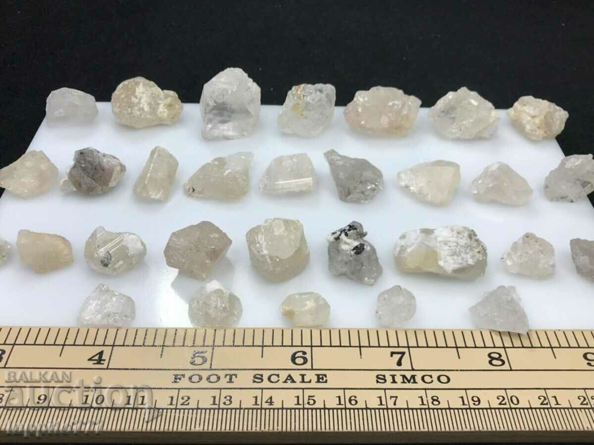 natural topaz 170 grams lot 30 pieces + facet quality with price 950.00 BGN | € 485.73 natural topaz 170 grams lot 30 pieces + facet quality with price 950.00 BGN | € 485.73