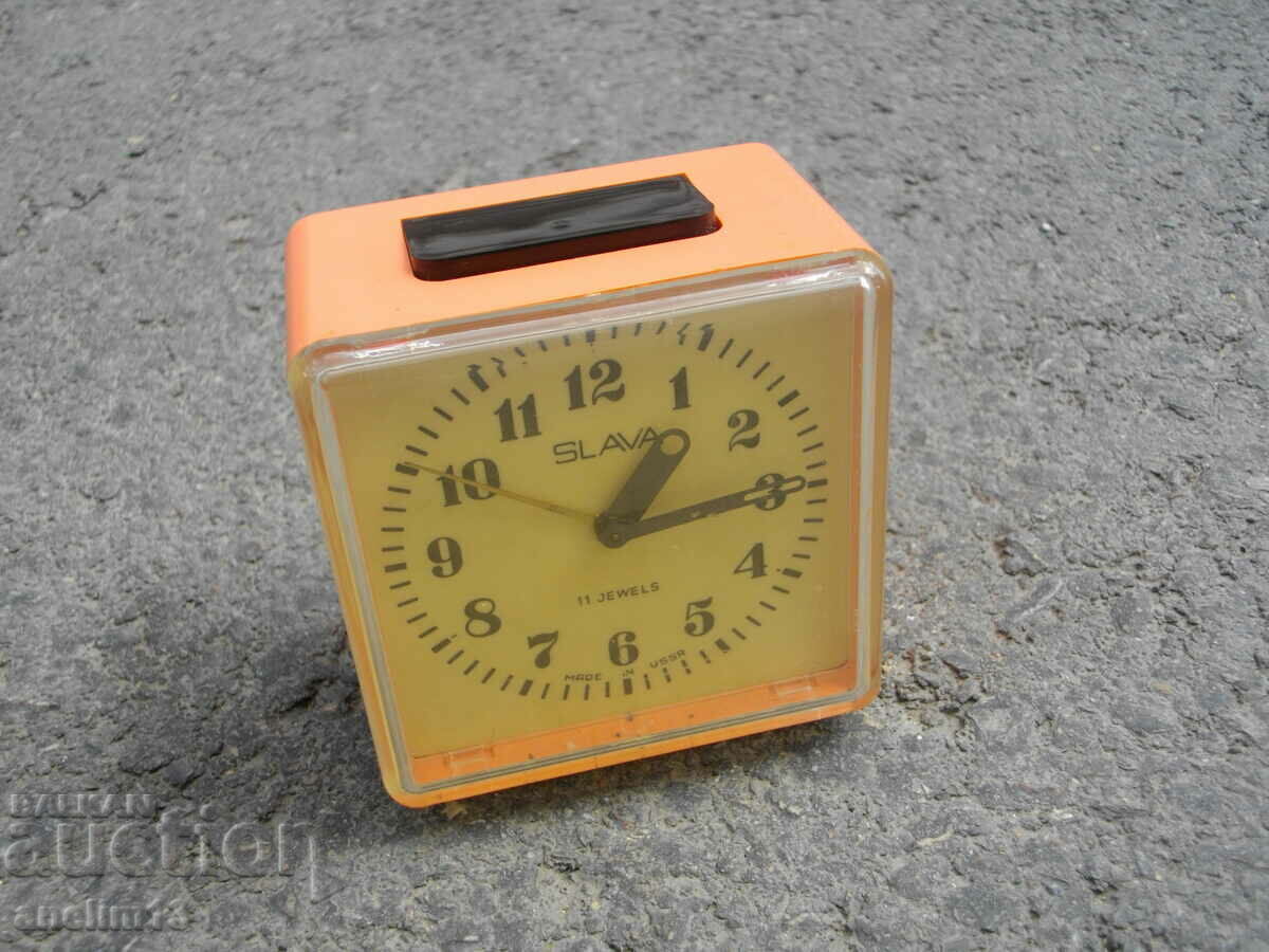 COLLECTIONAL BUILDER GLOSS SLAVA - 6 COLLECTIONAL BUILDER GLOSS SLAVA - 6