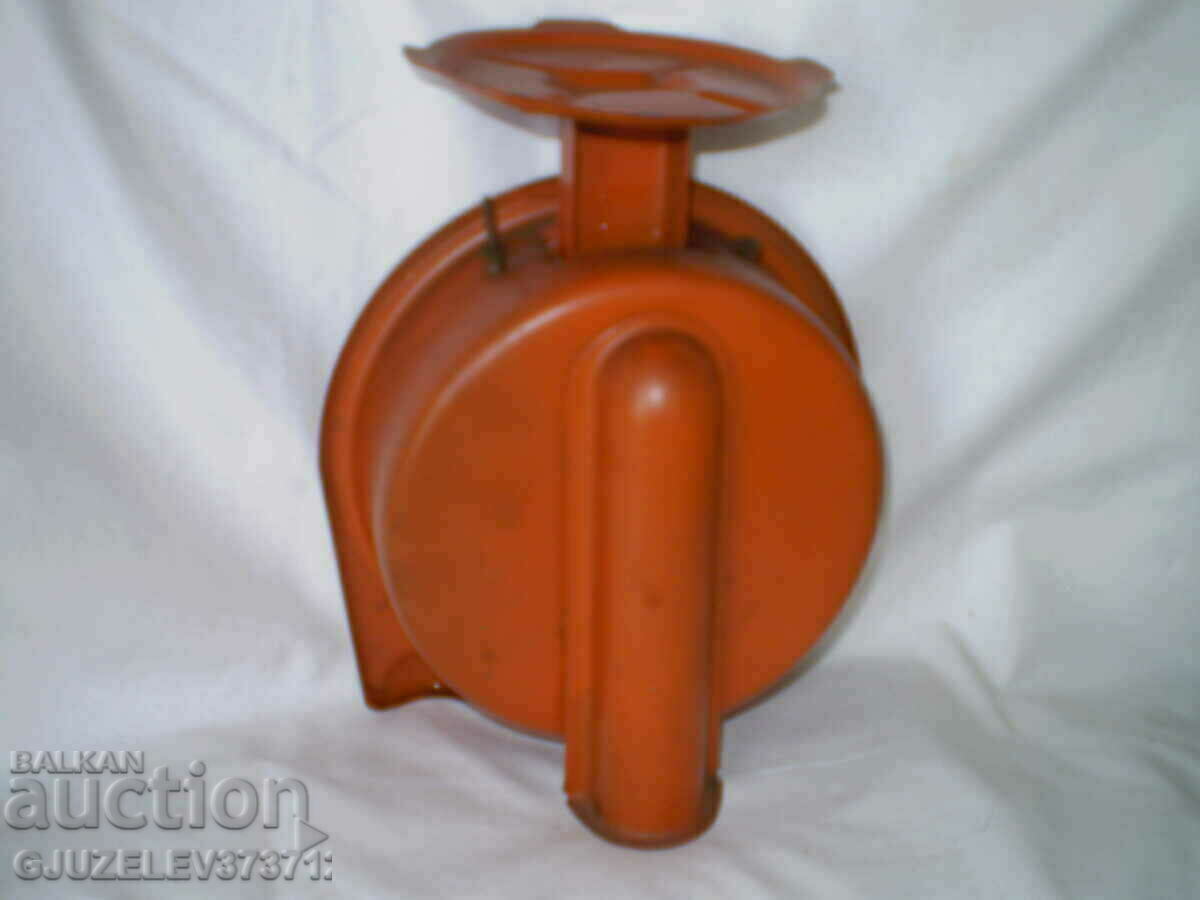 Auction  8-MARCH USSR OLD HOUSEHOLD SCALE