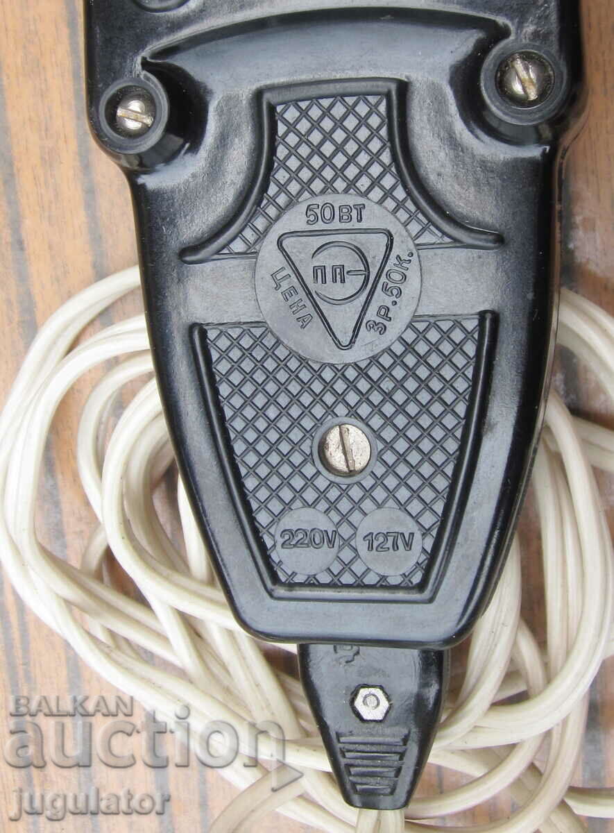 old Soviet Russian bakelite iron iron - 5 old Soviet Russian bakelite iron iron - 5