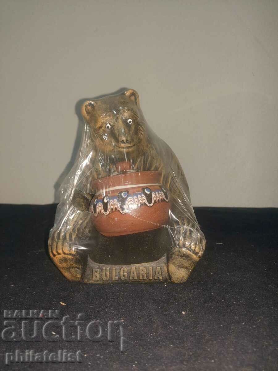 Figurine - Bear with a ceramic bowl