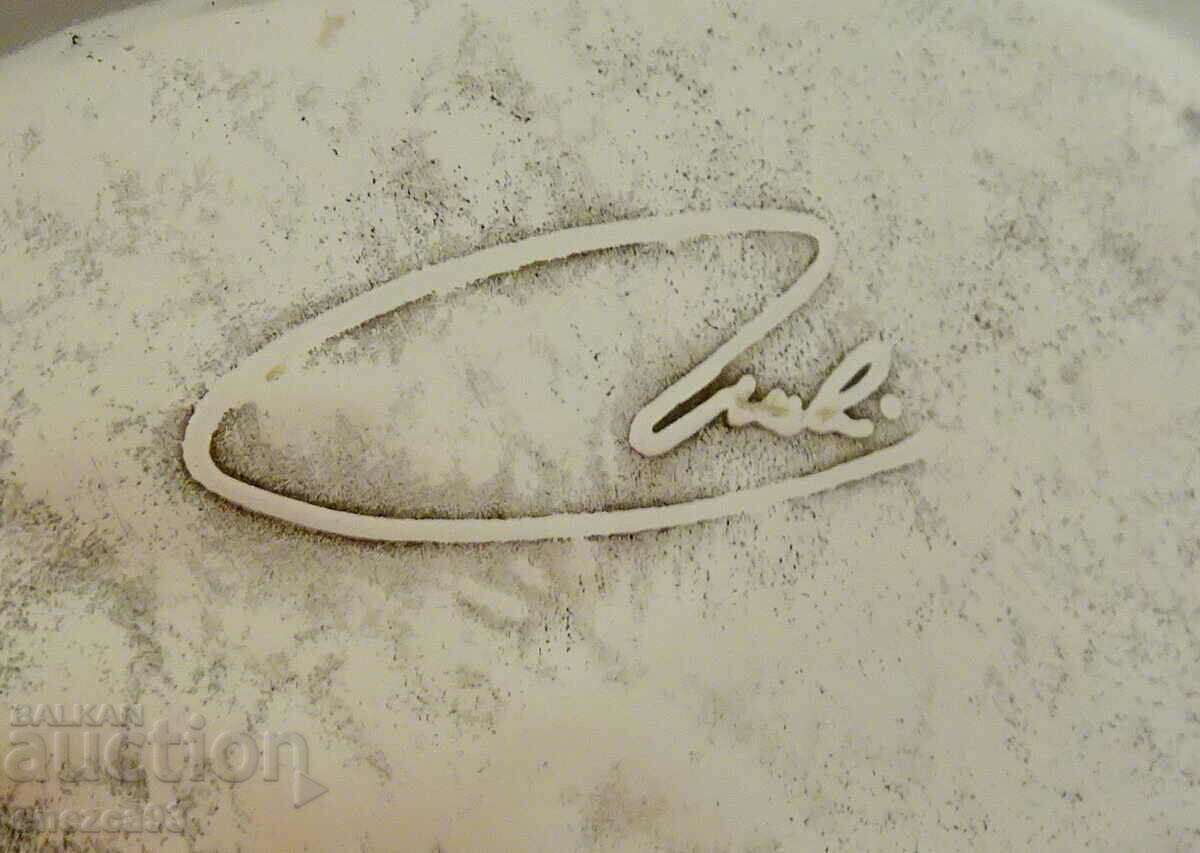 Auction Bronze Plate Collini Austria 215 g, signed Auction Bronze Plate Collini Austria 215 g, signed