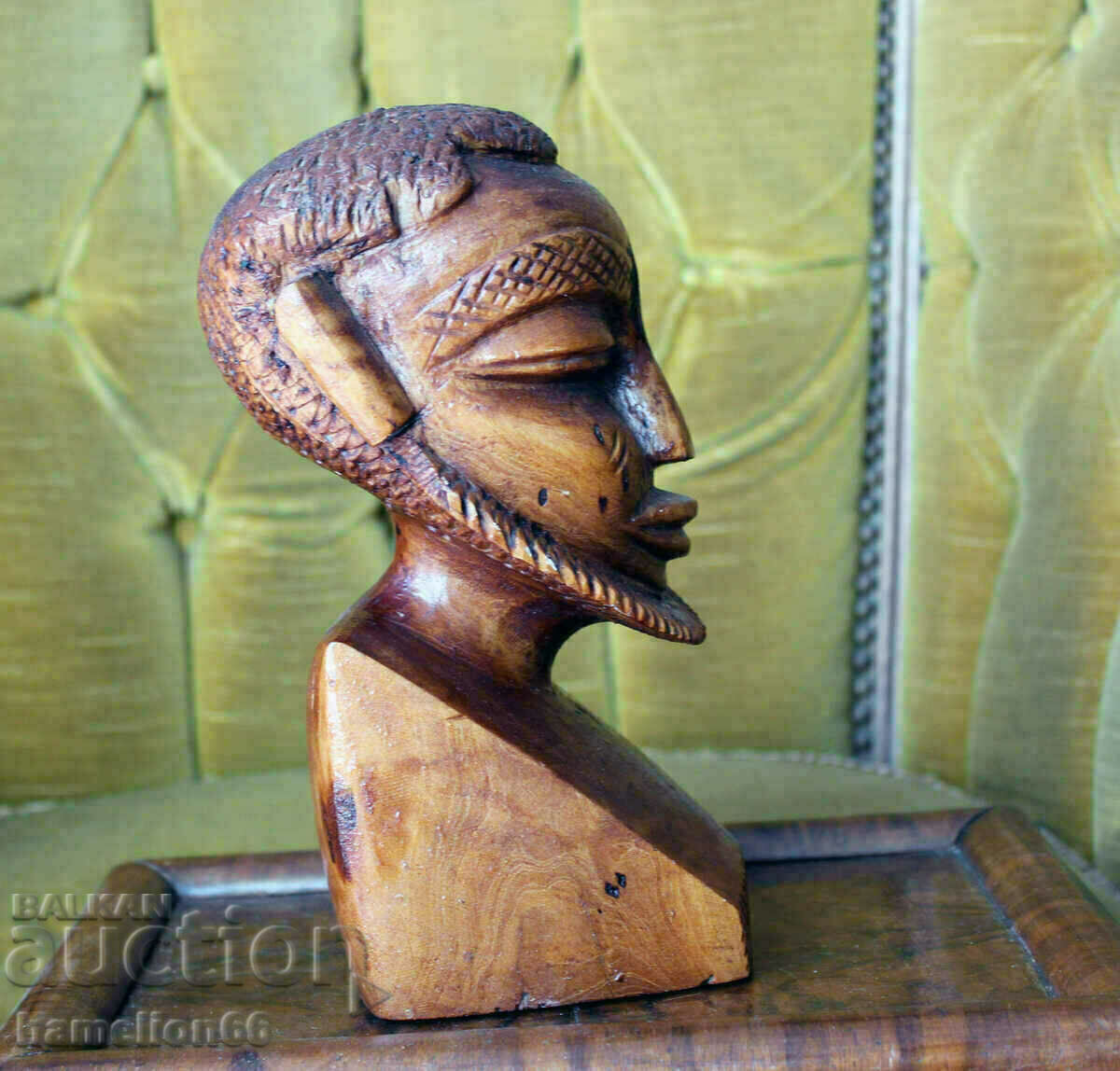 Delivery of Wood carving, old figure, plastic, sculpture, ekzotika Delivery of Wood carving, old figure, plastic, sculpture, ekzotika