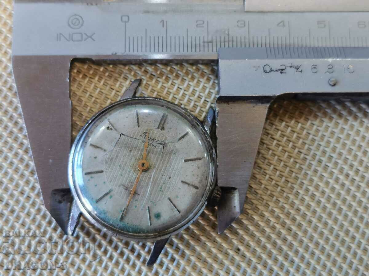 Auction RAKETA/RAKETA Auction RAKETA/RAKETA