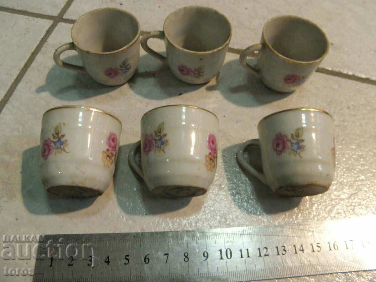 Serviciu vechi de cafea, cesti de cafea cu preț € 5.11 | 9.99 BGN