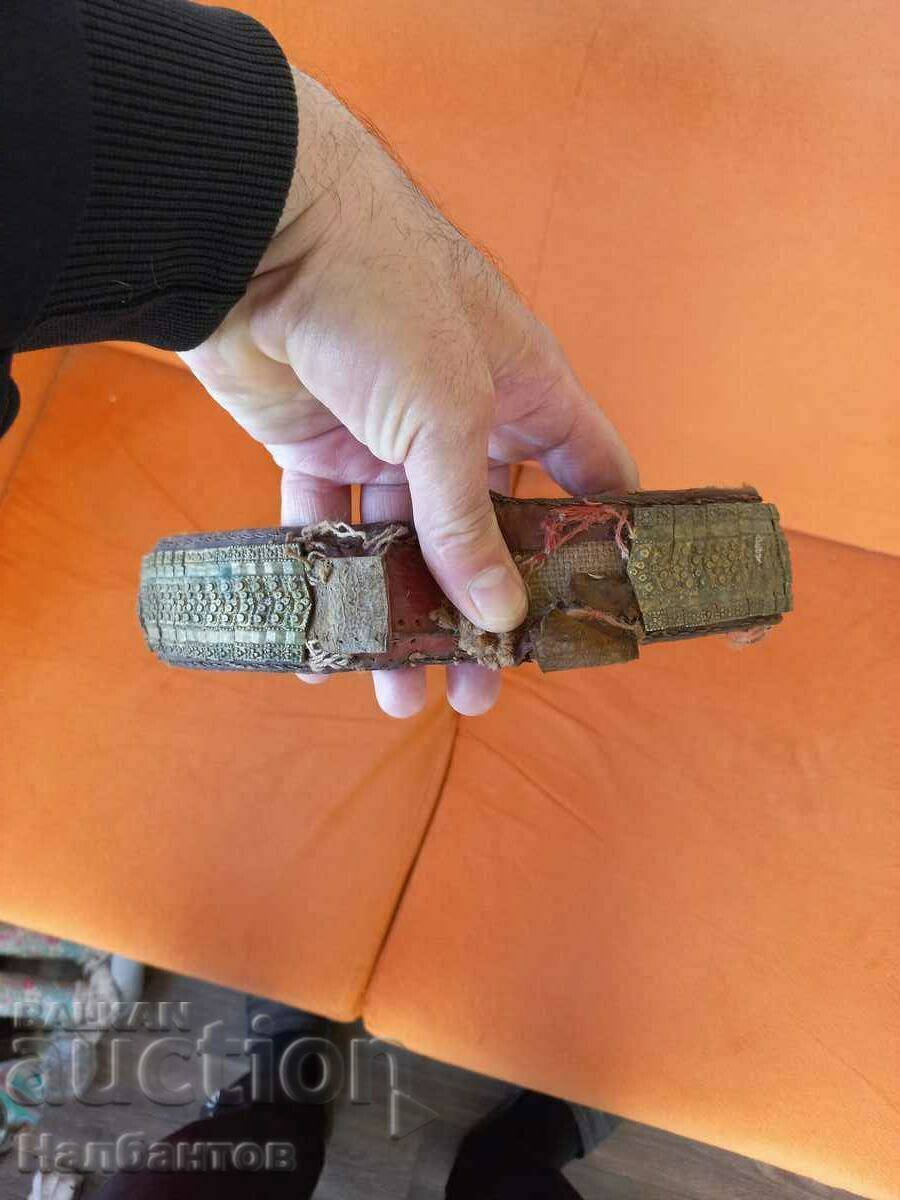 RENEVILLE SILVER BELT BUCKLES I WEAR with price 450.00 BGN | € 230.08 RENEVILLE SILVER BELT BUCKLES I WEAR with price 450.00 BGN | € 230.08