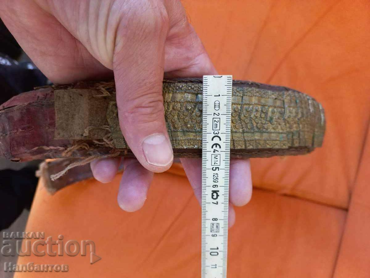 Delivery of RENEVILLE SILVER BELT BUCKLES I WEAR Delivery of RENEVILLE SILVER BELT BUCKLES I WEAR