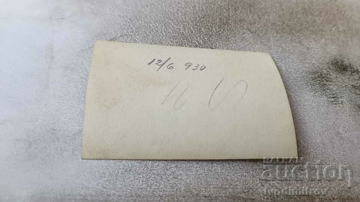 Φωτογραφία Ήρωες σε μια παρέλαση στο δρόμο με τιμή 4.45 BGN | € 2.28 Φωτογραφία Ήρωες σε μια παρέλαση στο δρόμο με τιμή 4.45 BGN | € 2.28