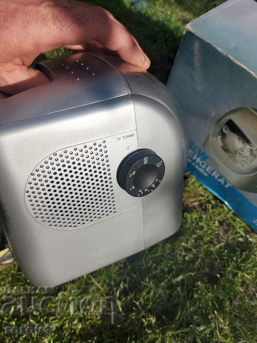 TV - RADIO - EVERYTHING WORKS - NEW - 6 TV - RADIO - EVERYTHING WORKS - NEW - 6