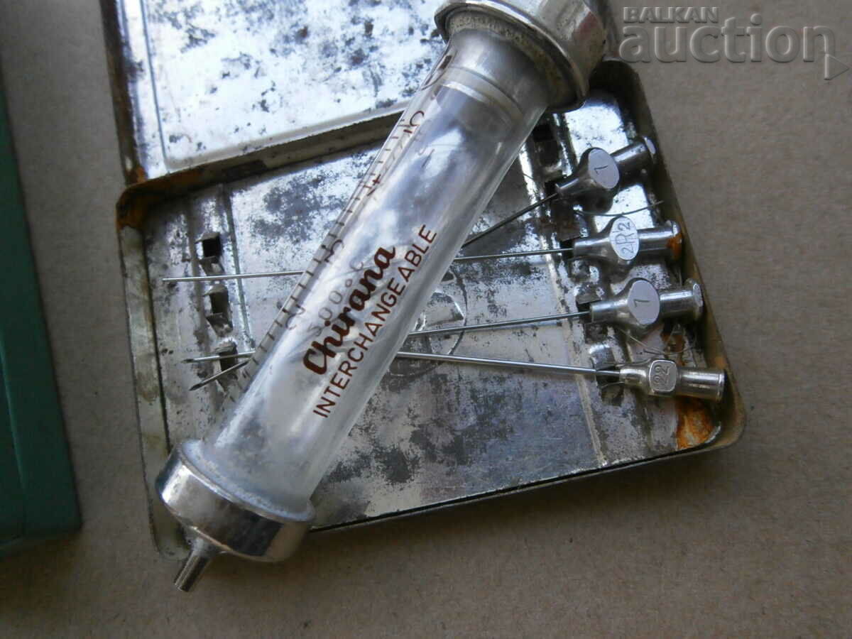 antique syringe with needles lot - 5 antique syringe with needles lot - 5