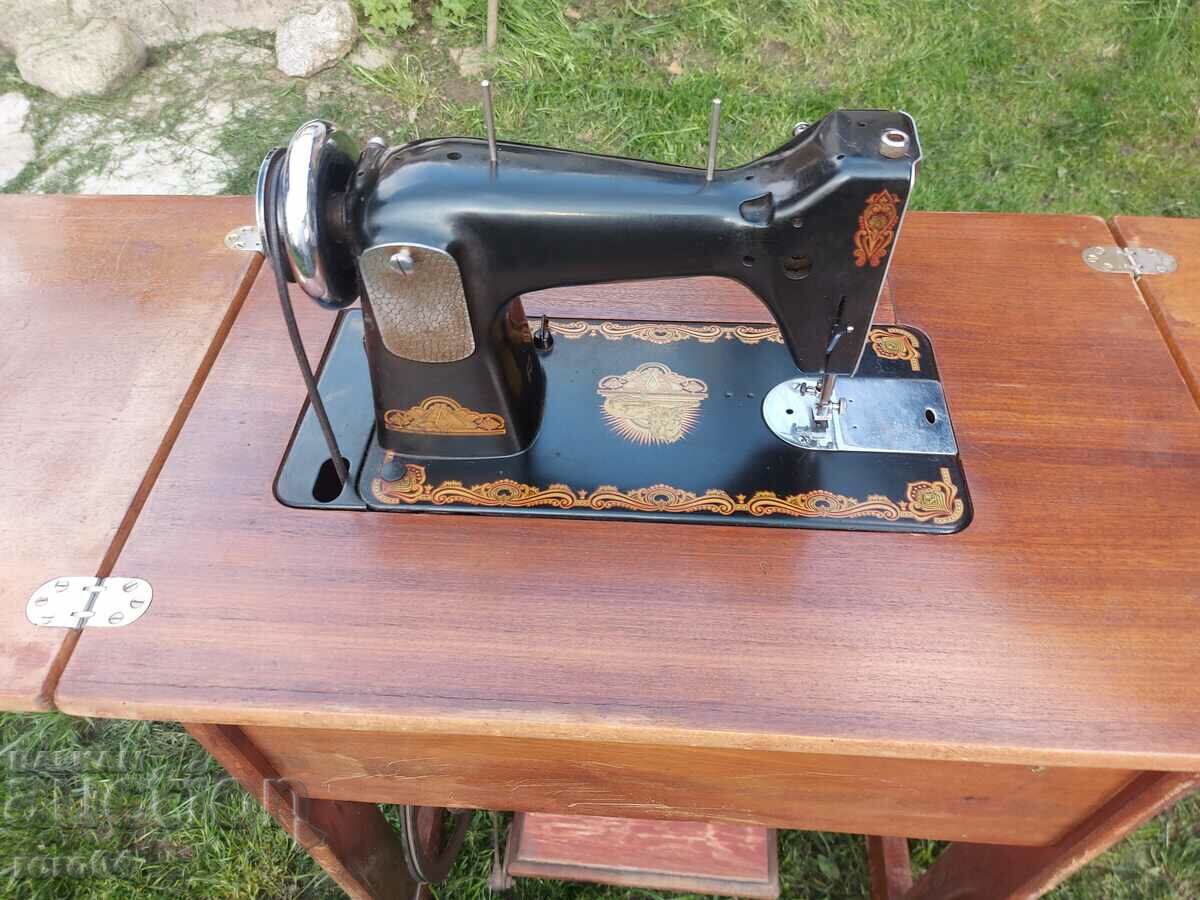 SEWING MACHINE - WORKING - 5 SEWING MACHINE - WORKING - 5