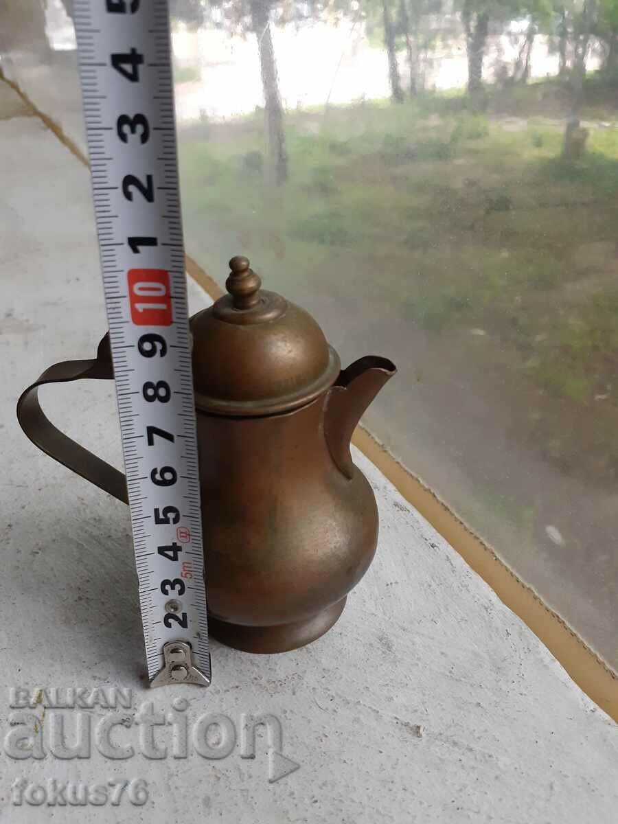 A small copper ibrik kana ibrik bakar - 6 A small copper ibrik kana ibrik bakar - 6