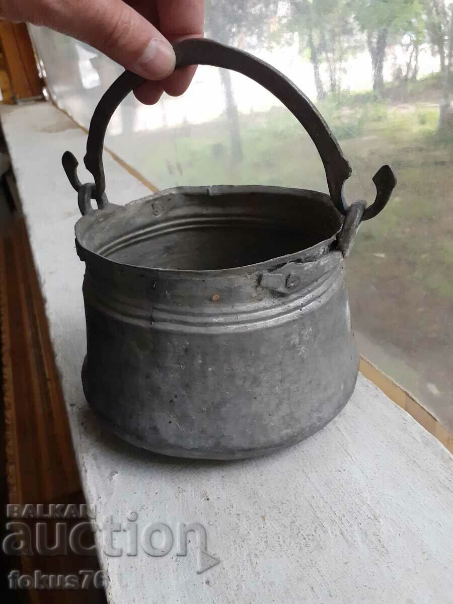 Old copper copper coin with price 44.00 BGN | € 22.50 Old copper copper coin with price 44.00 BGN | € 22.50