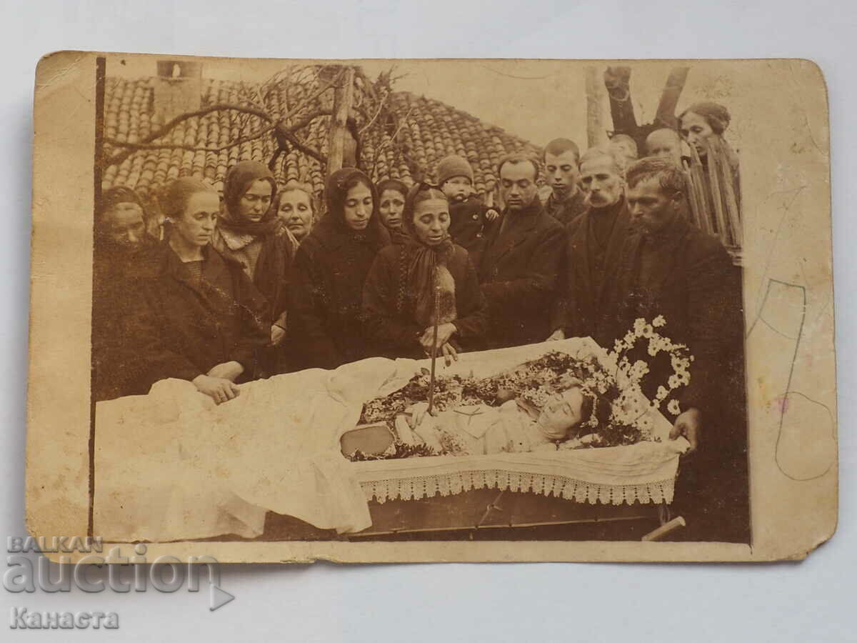 Φωτογραφία νεκρική νεαρή κοπέλα 1924 K386